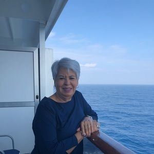 Meet your Posher, Lou